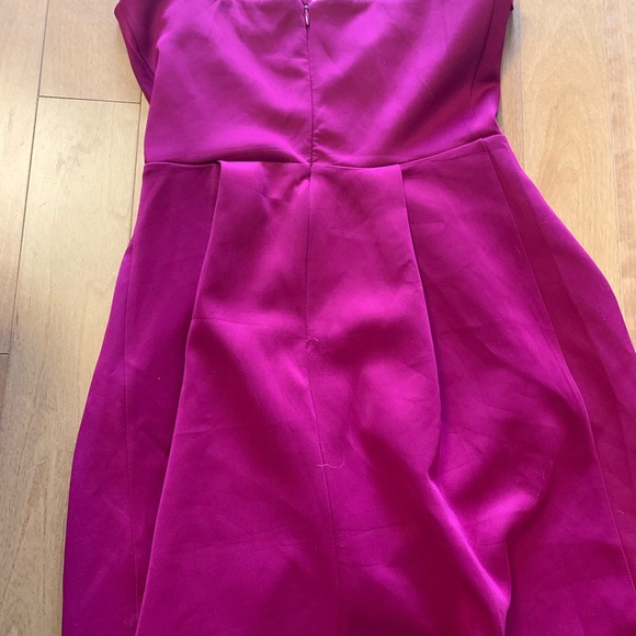 New xs party dress - Picture 4 of 4